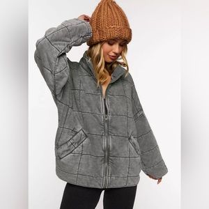 Forever 21 Quilted Zip Up Jacket in Black XS